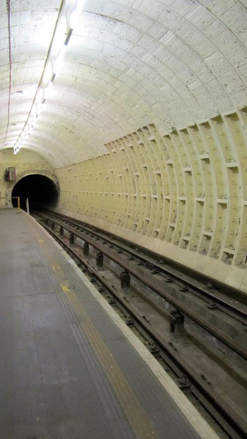 Dated reference photograph of aldwych.